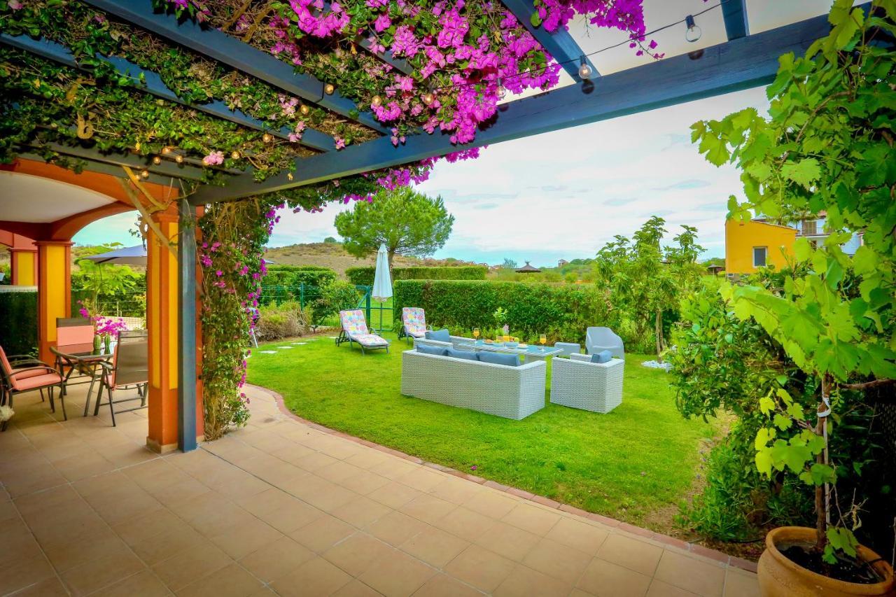 Pura Villa- Buganvillas アヤモンテ エクステリア 写真